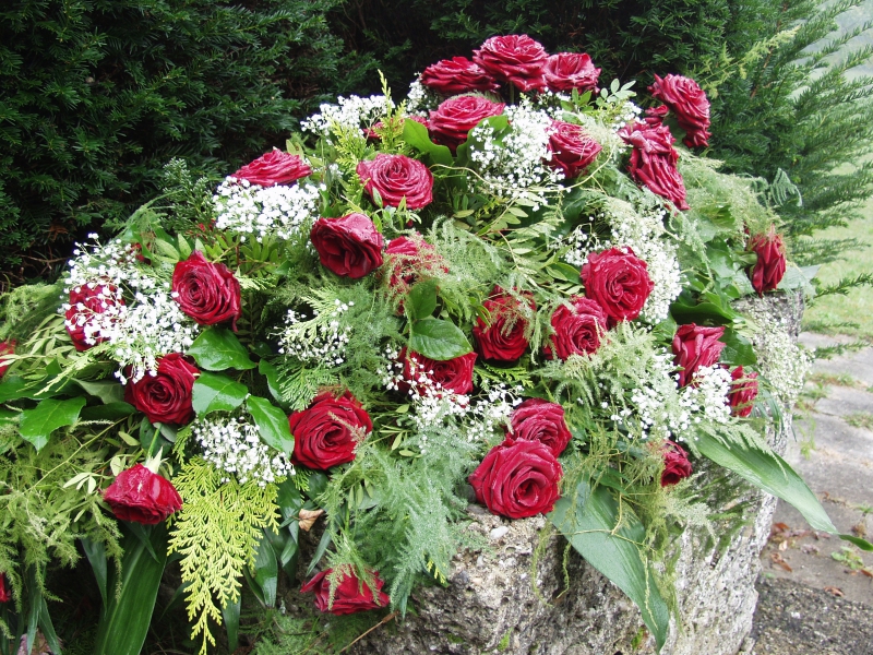 funeraire-CAMPS LA SOURCE-min_roses-61203